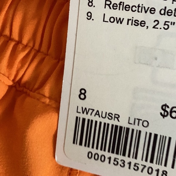 Lululemon hotty hot shorts - Picture 9 of 9